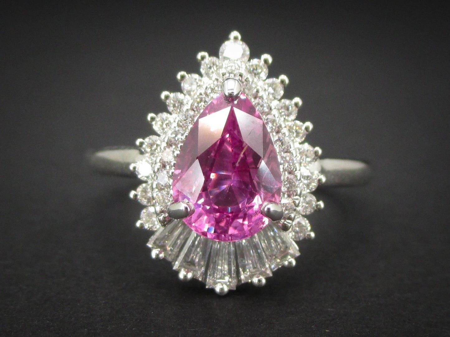 Lovely 18k White Gold Natural 1.67ct Pink Sapphire & Diamond Halo Ring 5g i7108
