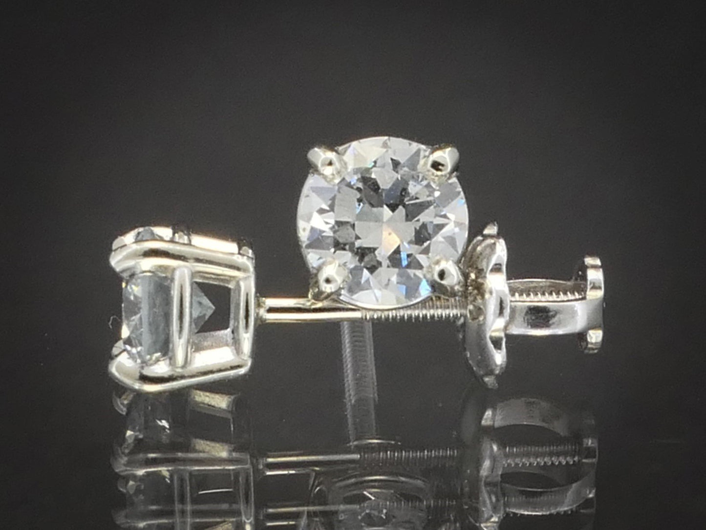 NEW 14k White Gold Natural .70ctw Diamond Screw Back Earrings i7427