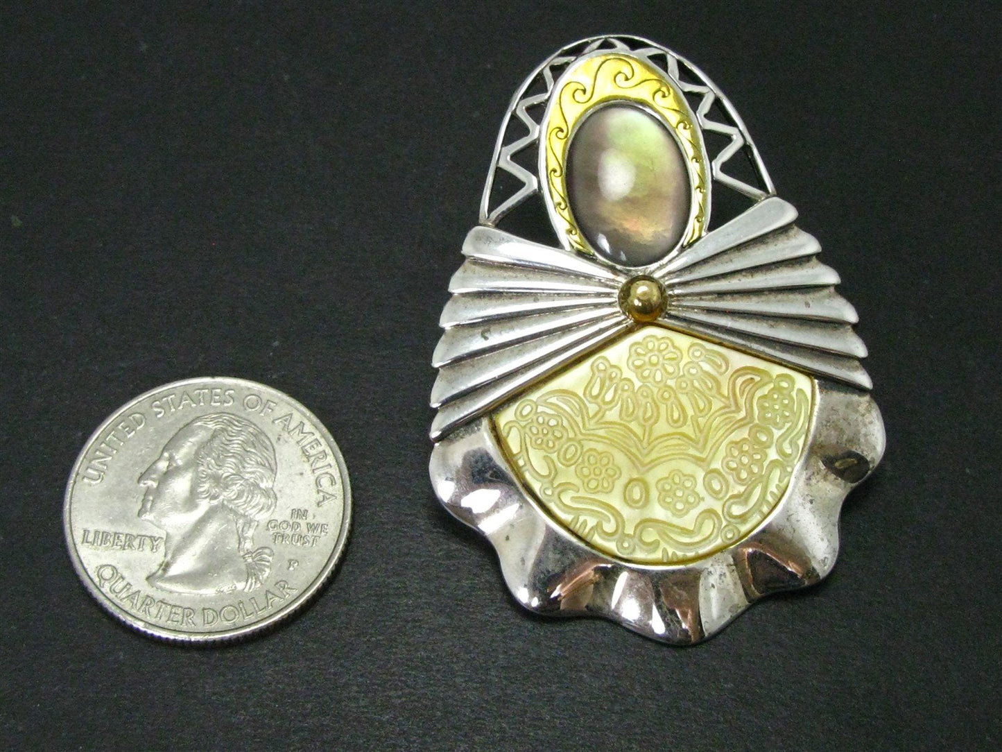 Estate Sterling Brass Carolyn Pollack Natural Mother of Pearl Pendant 20g i14457