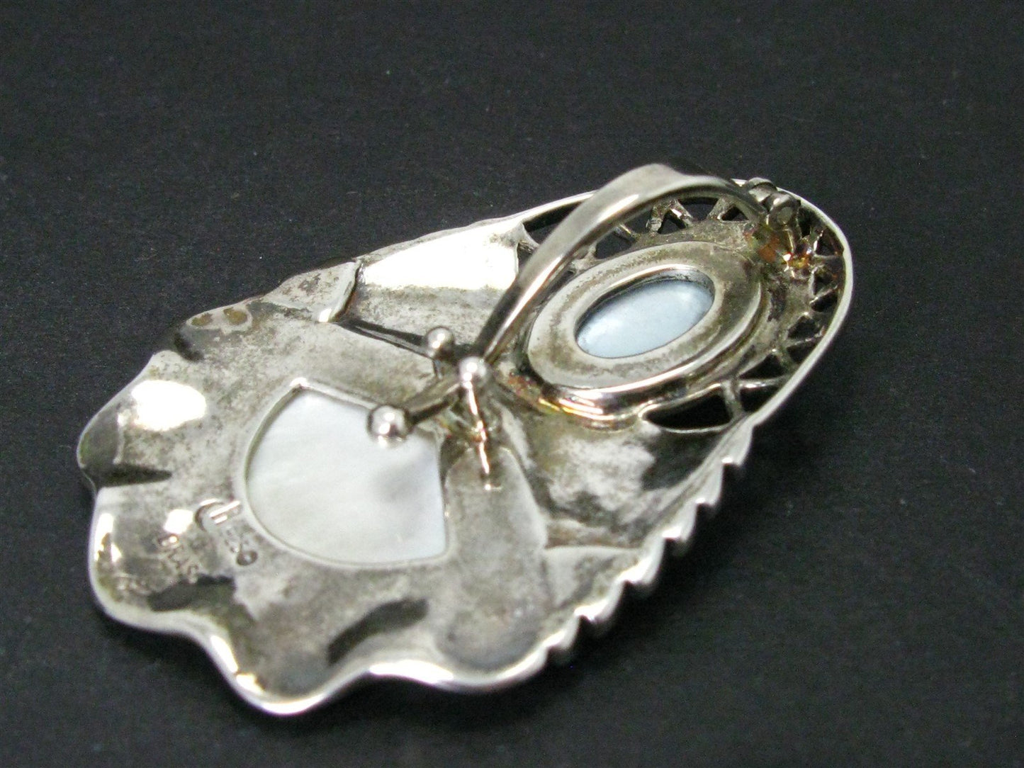 Estate Sterling Brass Carolyn Pollack Natural Mother of Pearl Pendant 20g i14457