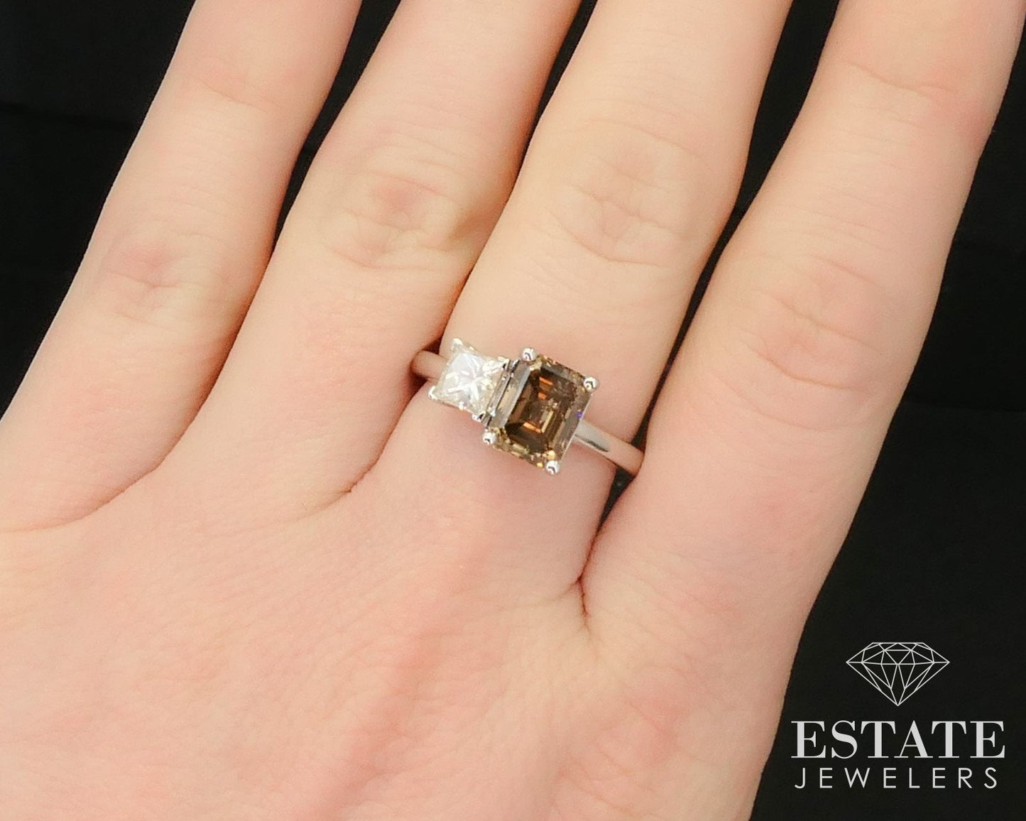 14k White Gold Champagne & White Natural 2.60ctw Diamond Ring 4.4g i14542