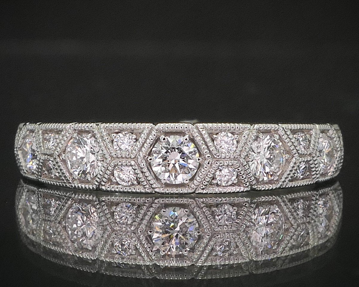 14k White Gold Natural .30ctw Diamond Ladies Wedding Band Ring 3g i14805