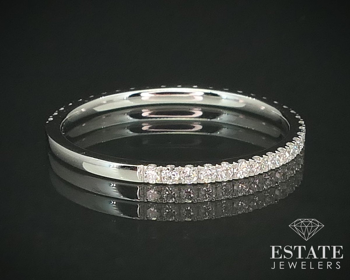 14k White Gold Natural .28ctw Diamond Ladies Wedding Band Ring 0.8g i15514