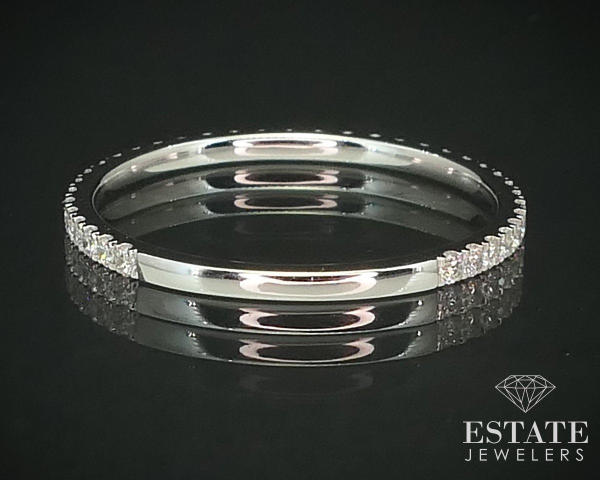14k White Gold Natural .28ctw Diamond Ladies Wedding Band Ring 0.8g i15514