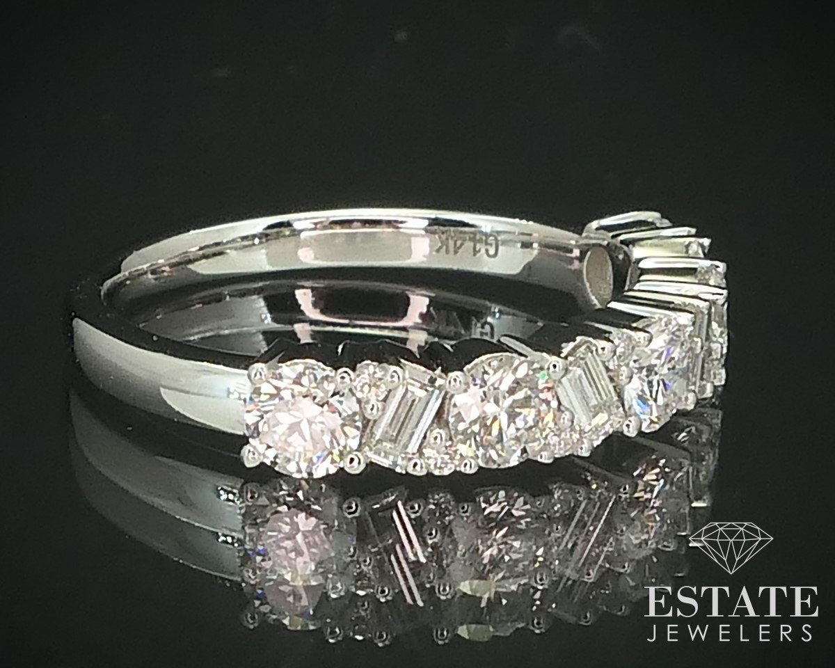 14k White Gold Natural 1.07ctw Diamond Ladies Wedding Band Ring 2.9g i15502