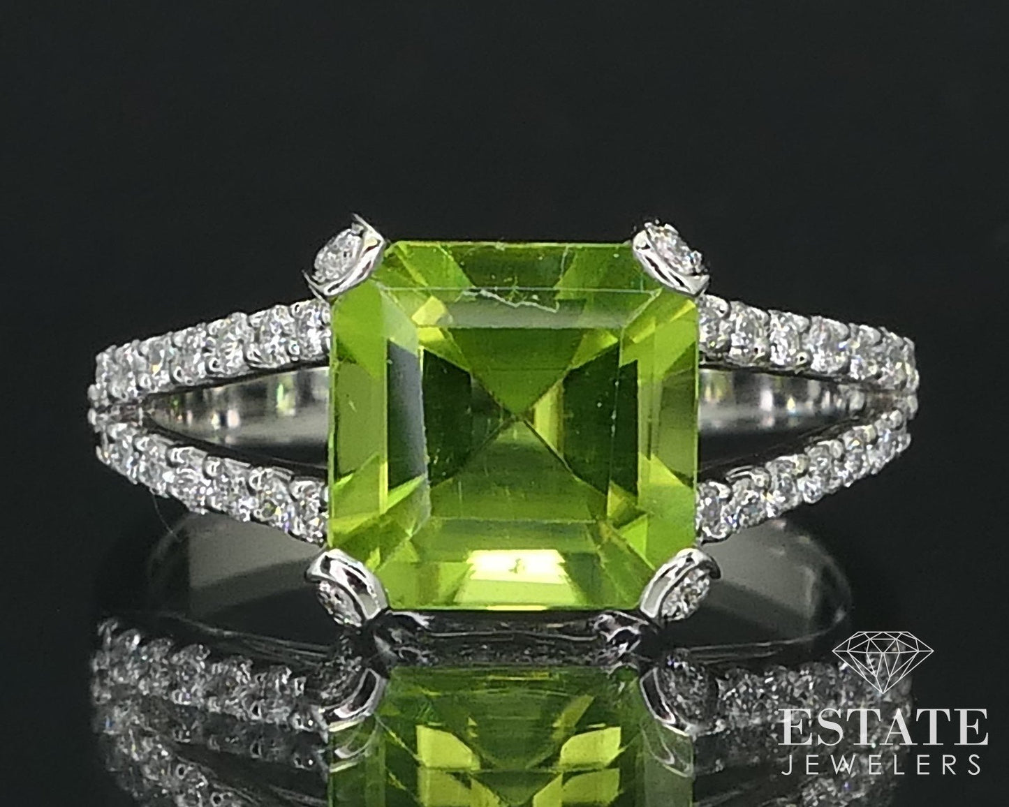 18k White Gold Asscher Natural Peridot & Diamond Ladies Ring 4.0g i15805