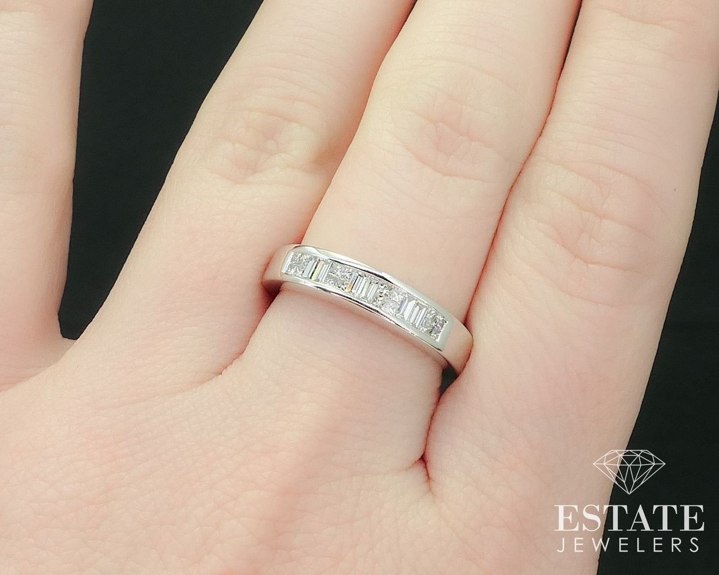 14k White Gold Natural .35ctw Diamond Ladies Wedding Band Ring 5g i15837