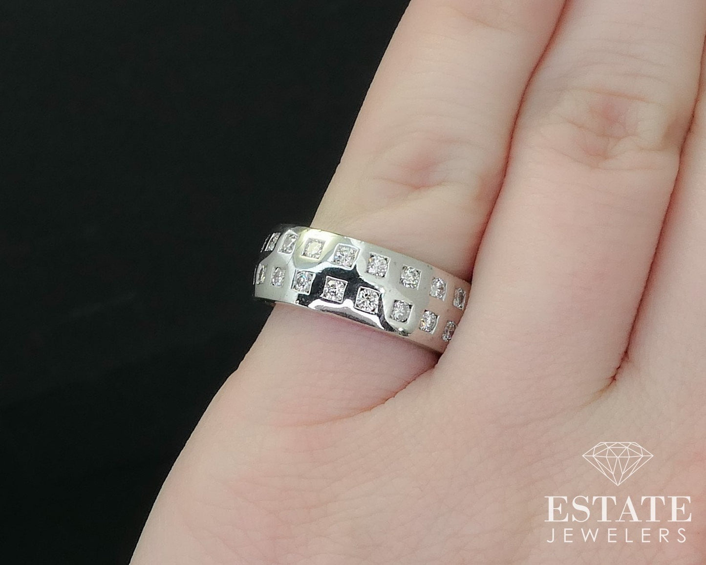 18k White Gold 7mm Natural .36ctw Diamond Mens Band Ring 9.9g i16399