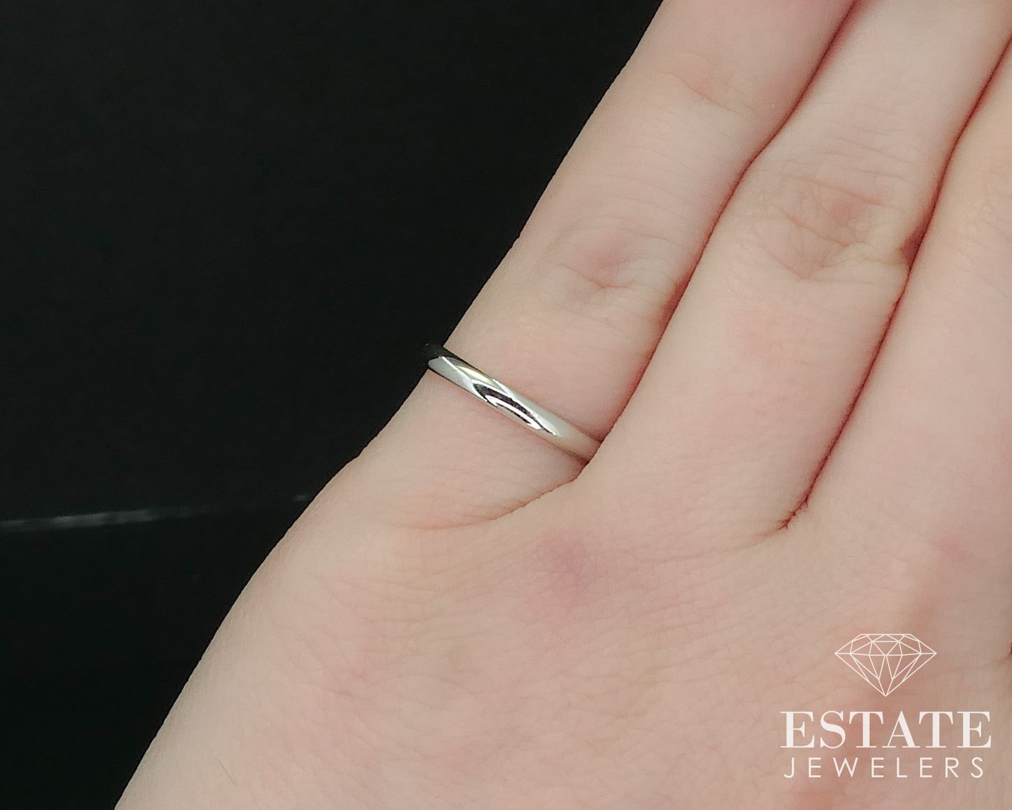 Platinum Tiffany & Co. Forever 2mm Ladies Band Ring 2.3g i16494