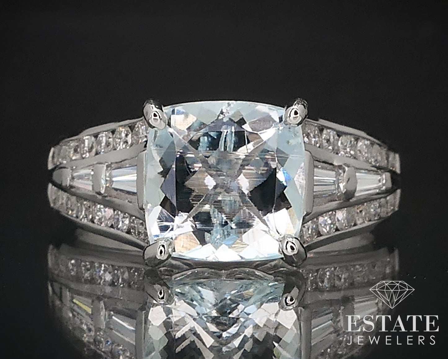 14k White Gold Cushion Natural 2.15ct Aquamarine & Diamond Ring 5.8g i16816