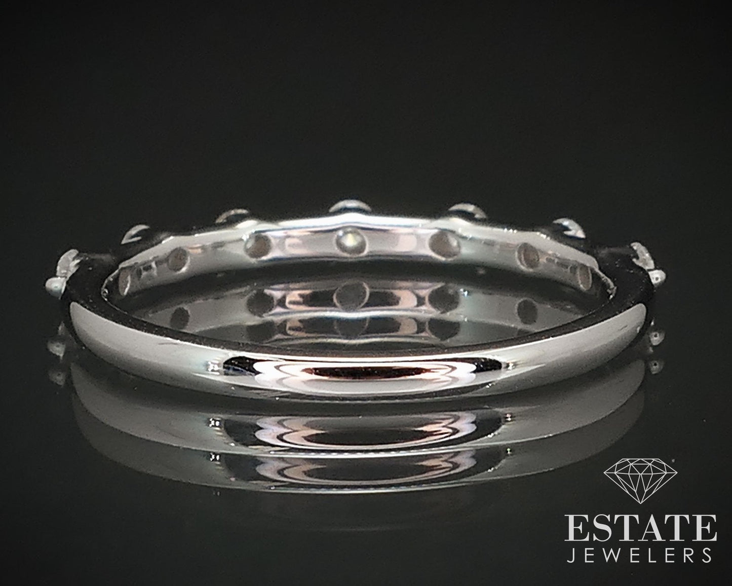 14k White Gold Round Natural .22ctw Diamond Ladies Wedding Band 1.7g i16829