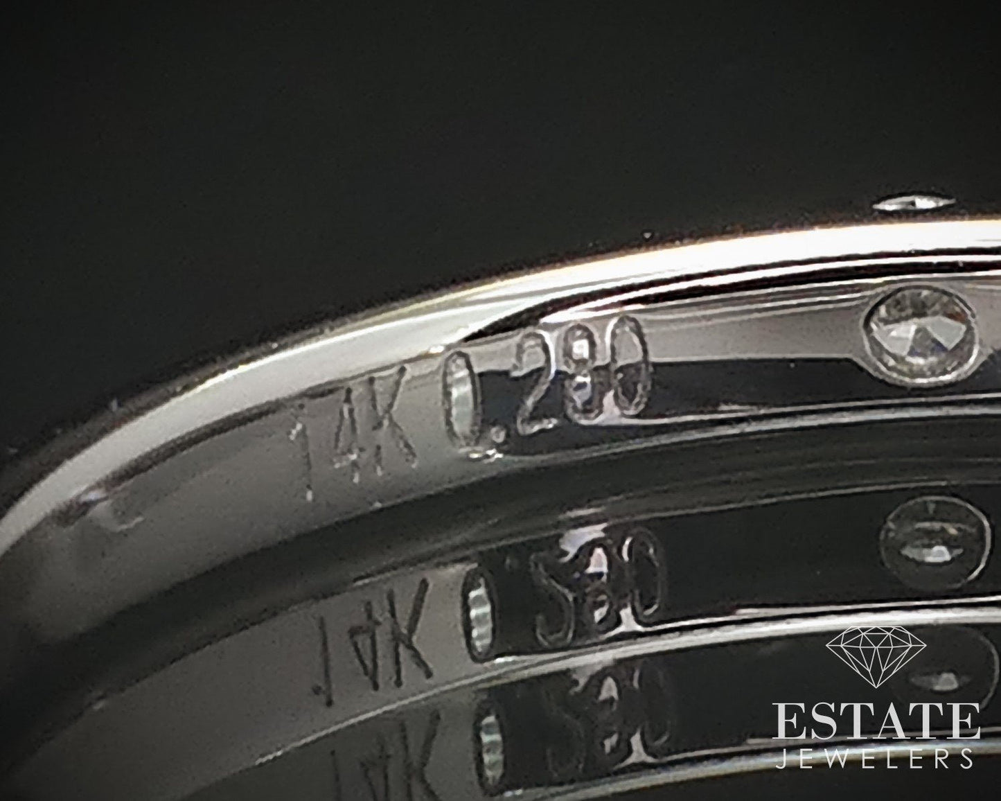14k White Gold Round Natural .28ctw Diamond Ladies Wedding Band 1.9g i16831