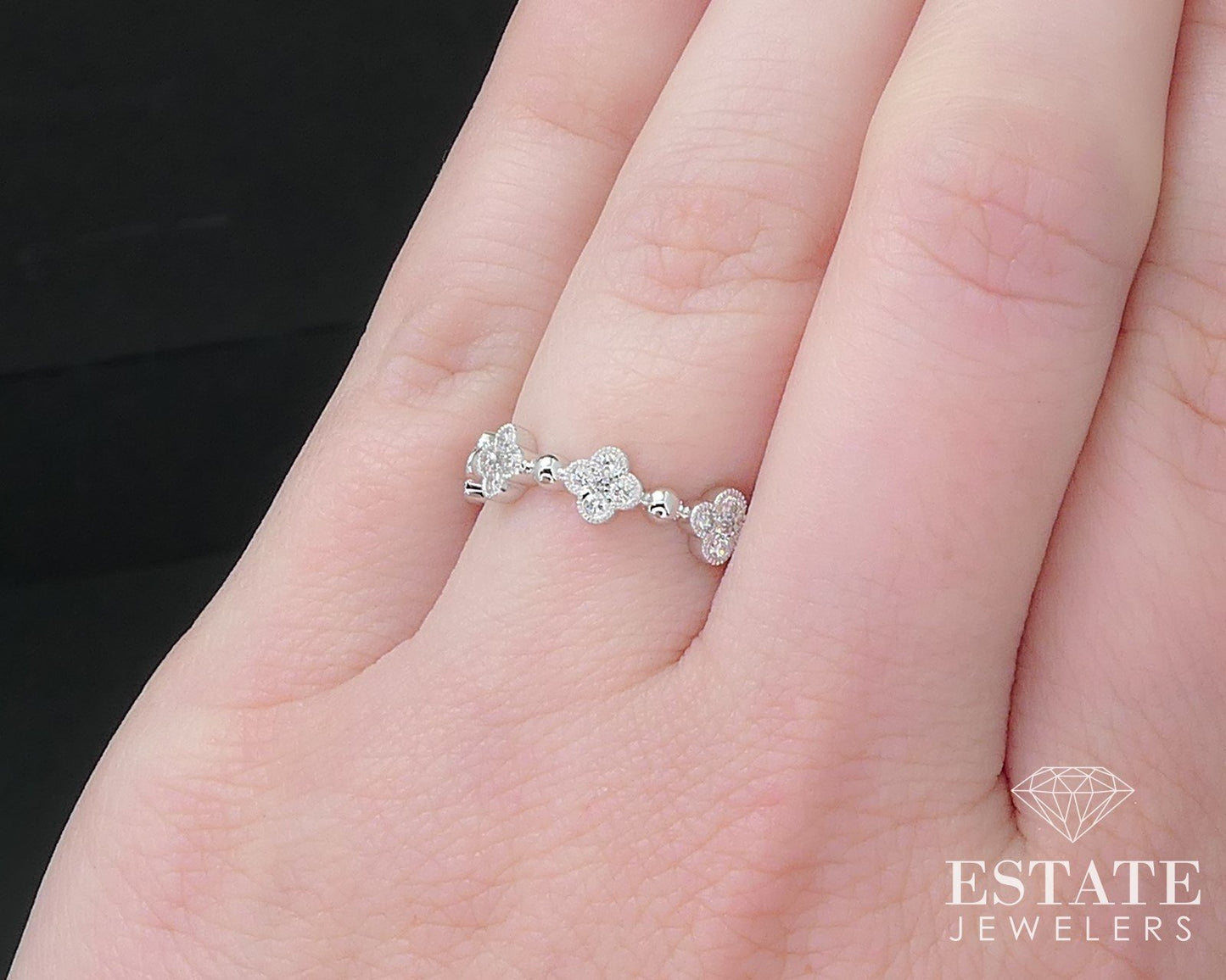 14k White Gold Flower Natural .49ctw Diamond Ladies Wedding Band 2.4g i16840