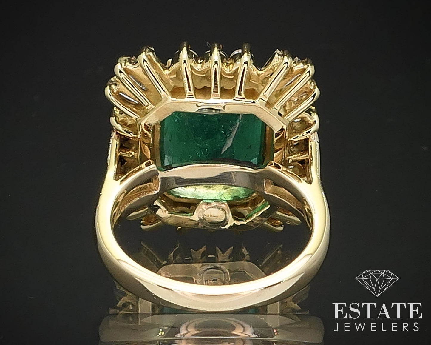 Vivid 14k Yellow Gold Natural Emerald & Diamond Cocktail Halo Ring 12.6g i17112