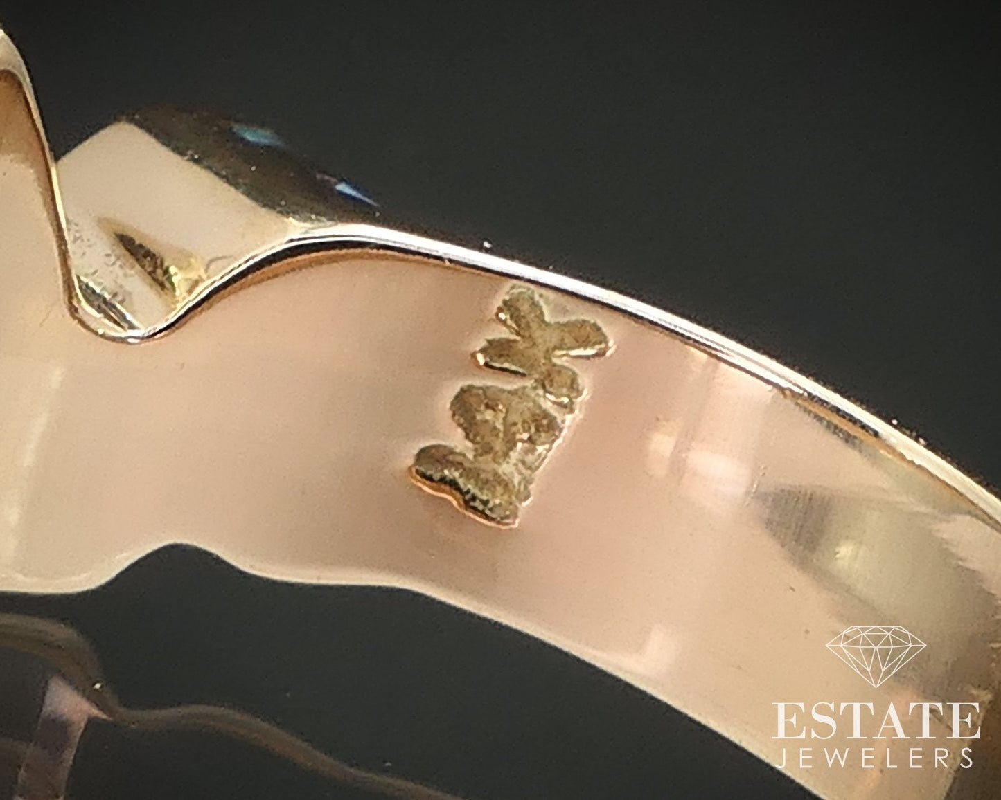 Vintage 14k Yellow Gold Natural Opal Ladies Band Ring 4.3g i17179