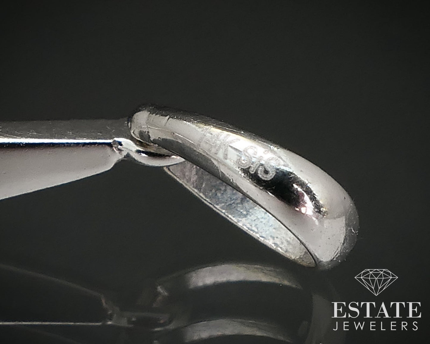 14k White Gold Smooth Cross Ladies Pendant 1.4g i17222b