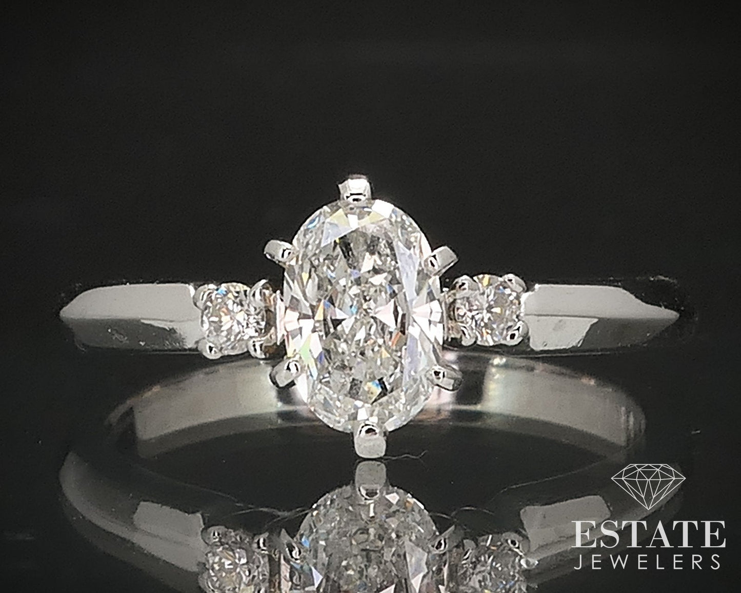14k White Gold Oval Natural .51ctw Diamond Engagement Ring 3.6g i17487