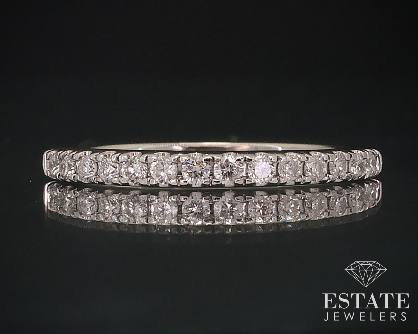 14k White Gold 1.8mm Natural .11ctw Diamond Ladies Wedding Band 1.3g i17649