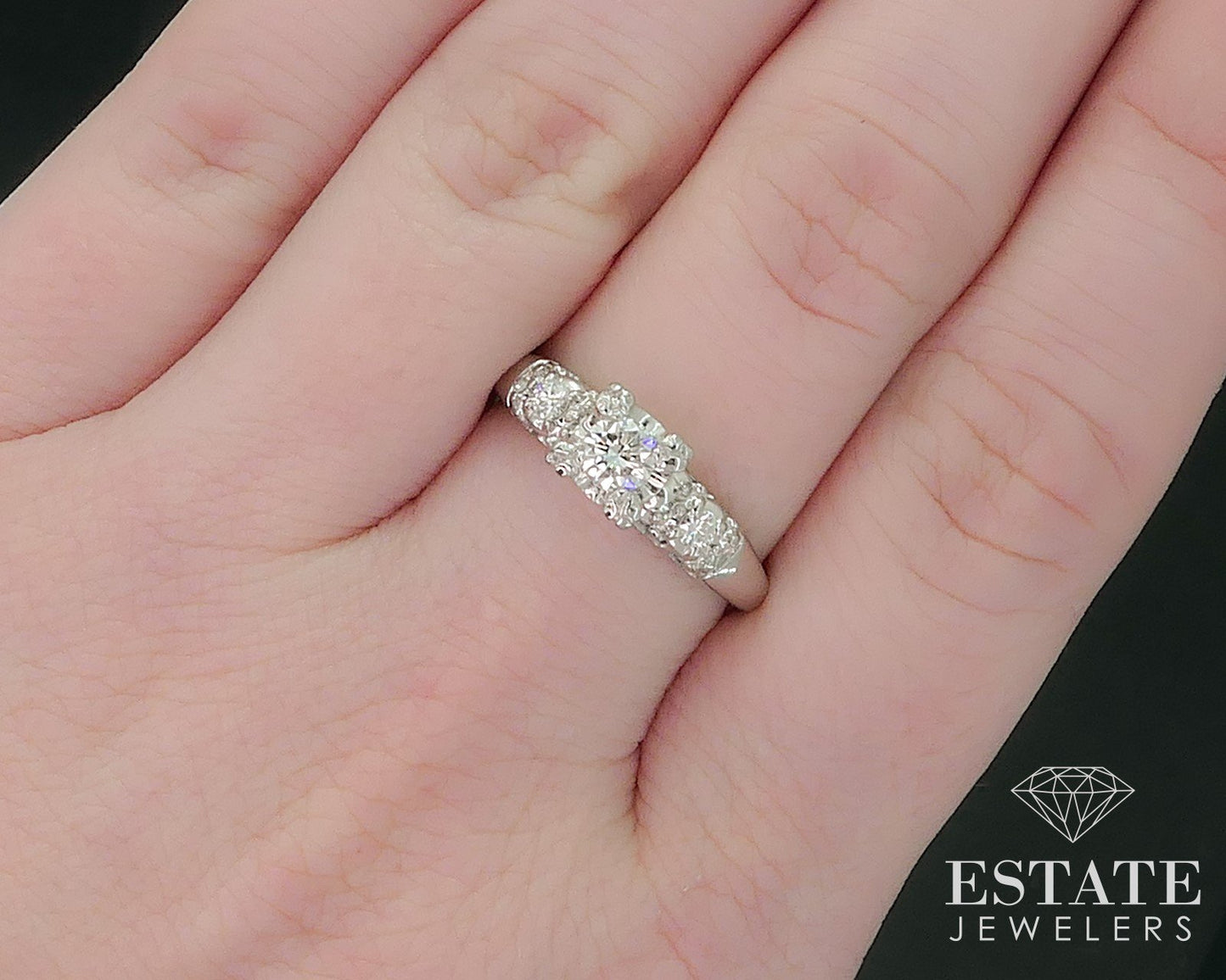 Vintage 14k White Gold Natural .37ctw Diamond Engagement Ring 3.4g i17679