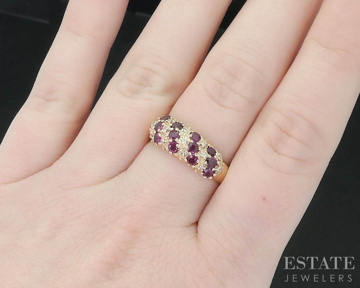 10k Yellow Gold Natural Ruby & Diamond Ladies Band Ring 3.6g i18097b
