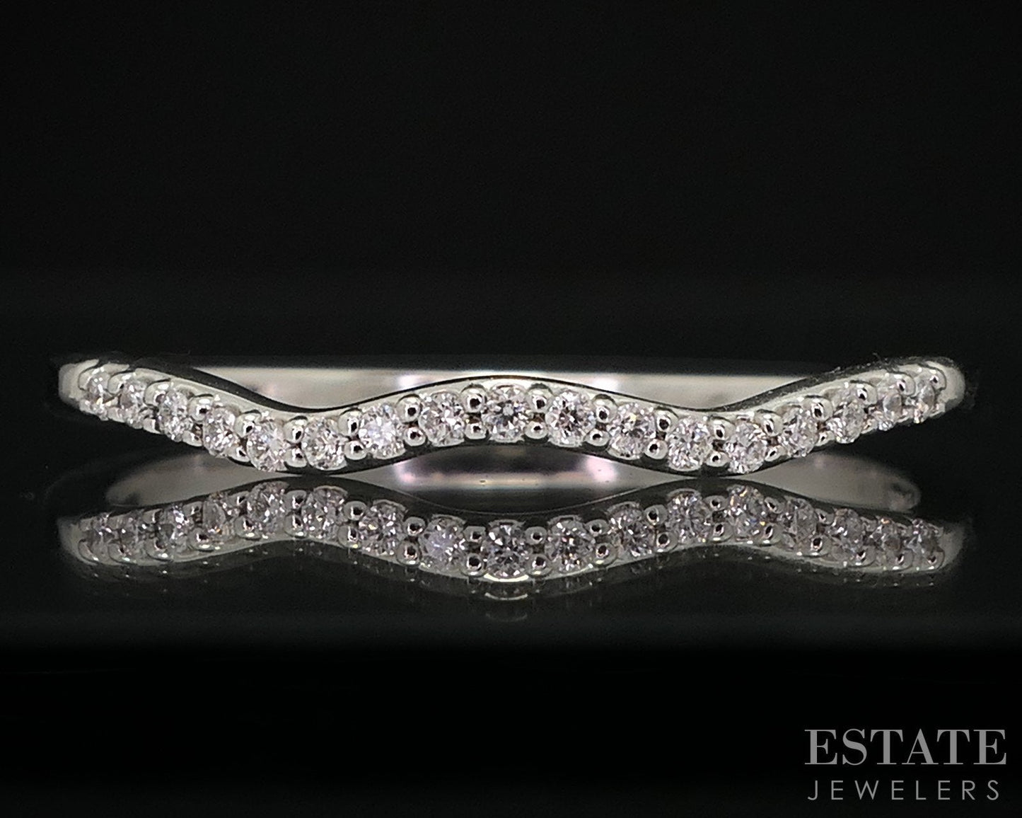 14k White Gold Natural .08ctw Diamond Ladies Curved Wedding Band 1.4g i14793