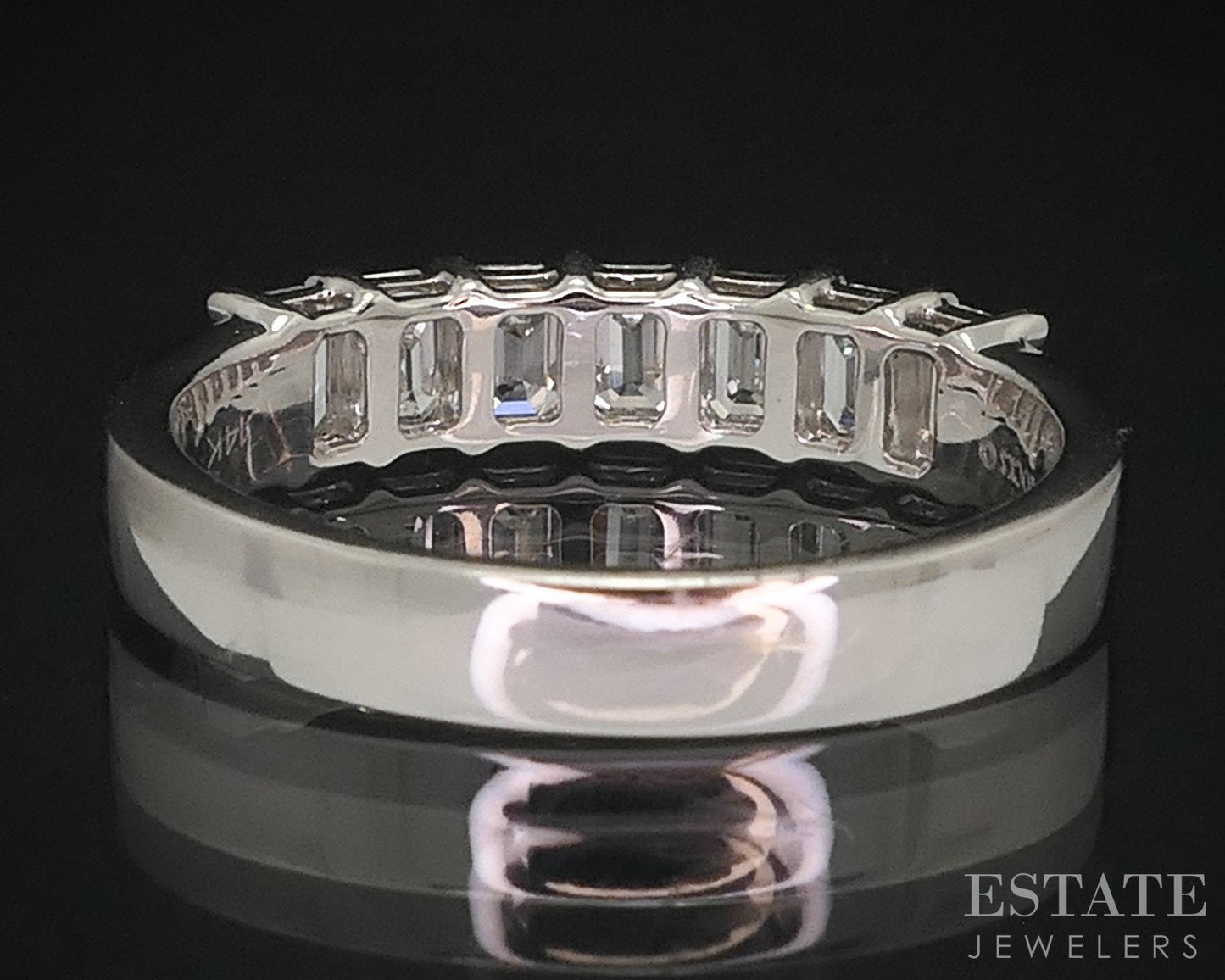 14k White Gold Emerald Lab Created 1.05ctw Diamond Ladies Wedding Band 3g i16038