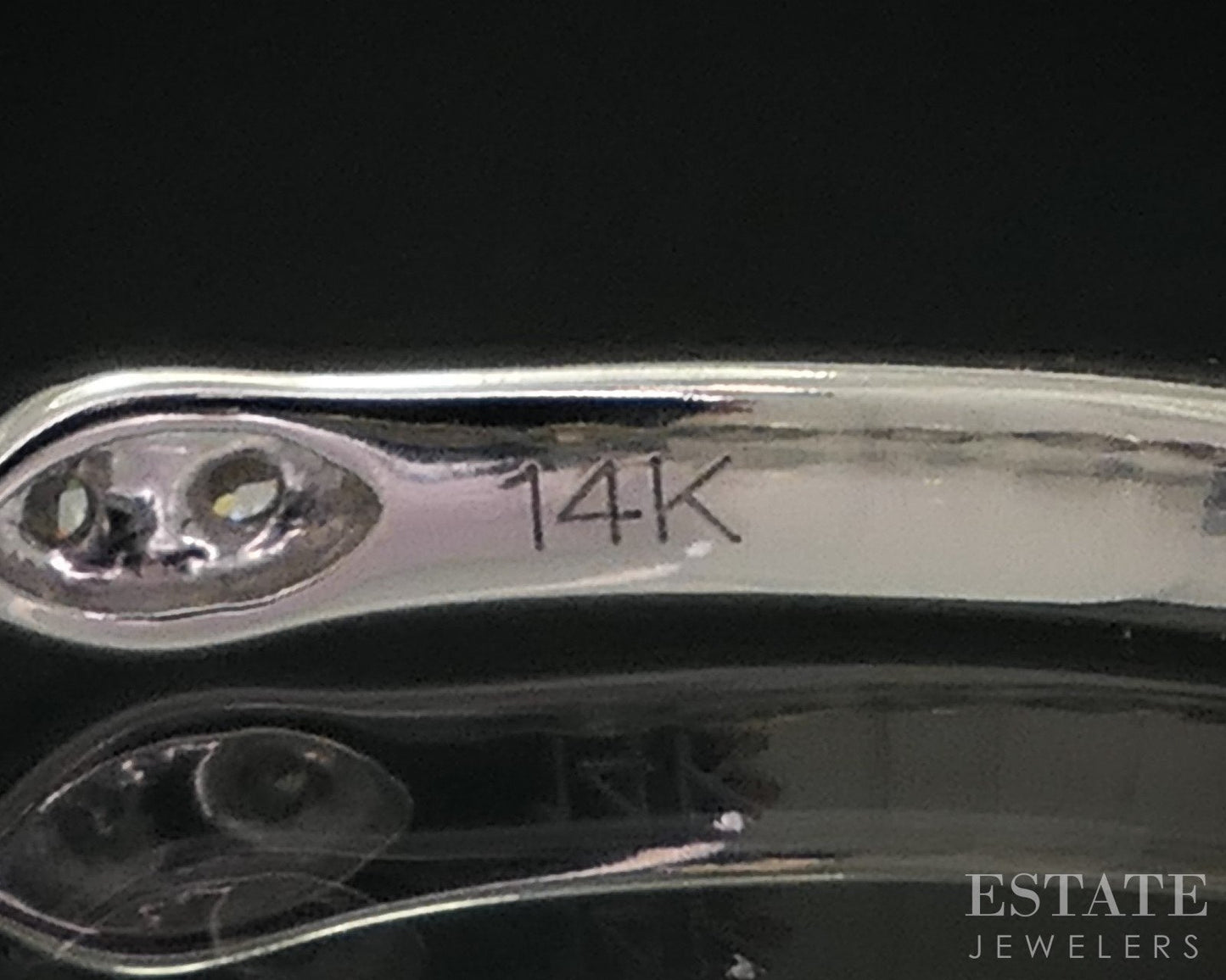 14k White Gold Round Lab Created .20ctw Diamond Ladies Wedding Band 1.6g i16041
