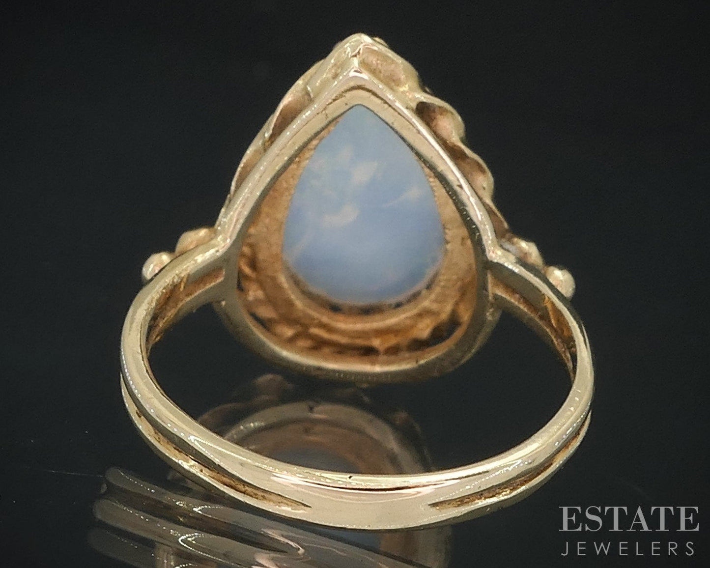 Vintage 14k Yellow Gold Pear Natural Opal Ladies Ring 4.1g i15916