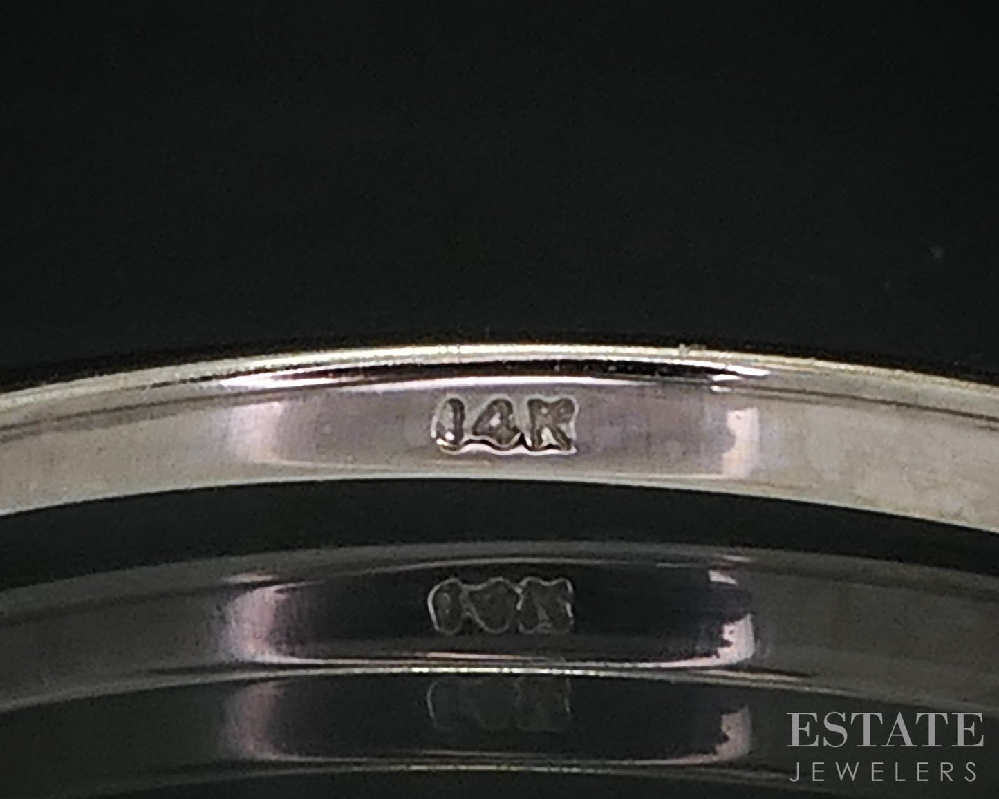 14k White Gold Natural Emerald & Diamond Ladies Band Ring 1.8g i18281