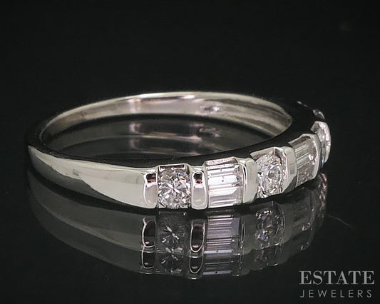 14k White Gold Natural .33ctw Diamond Ladies Wedding Band 2.1g i18414