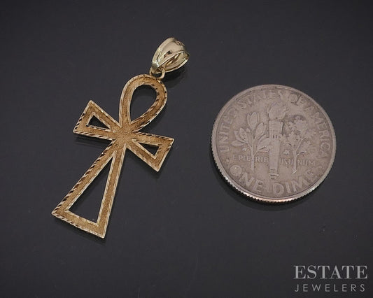 10k Yellow Gold Ankh Cross Ladies Charm Pendant 1g i18425b