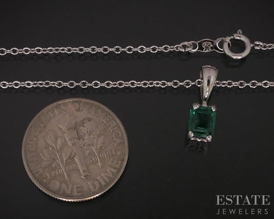 14k White Gold Emerald Cut Natural Emerald Ladies Necklace 2.0g 18"L i18456