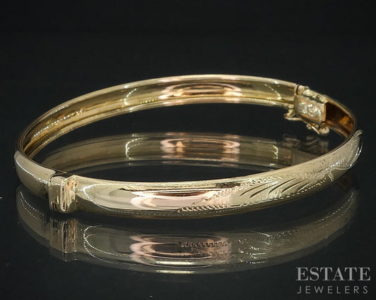 18k Yellow Gold 5mm Engraved Hinged Ladies Bangle Bracelet 10.7g i18604b