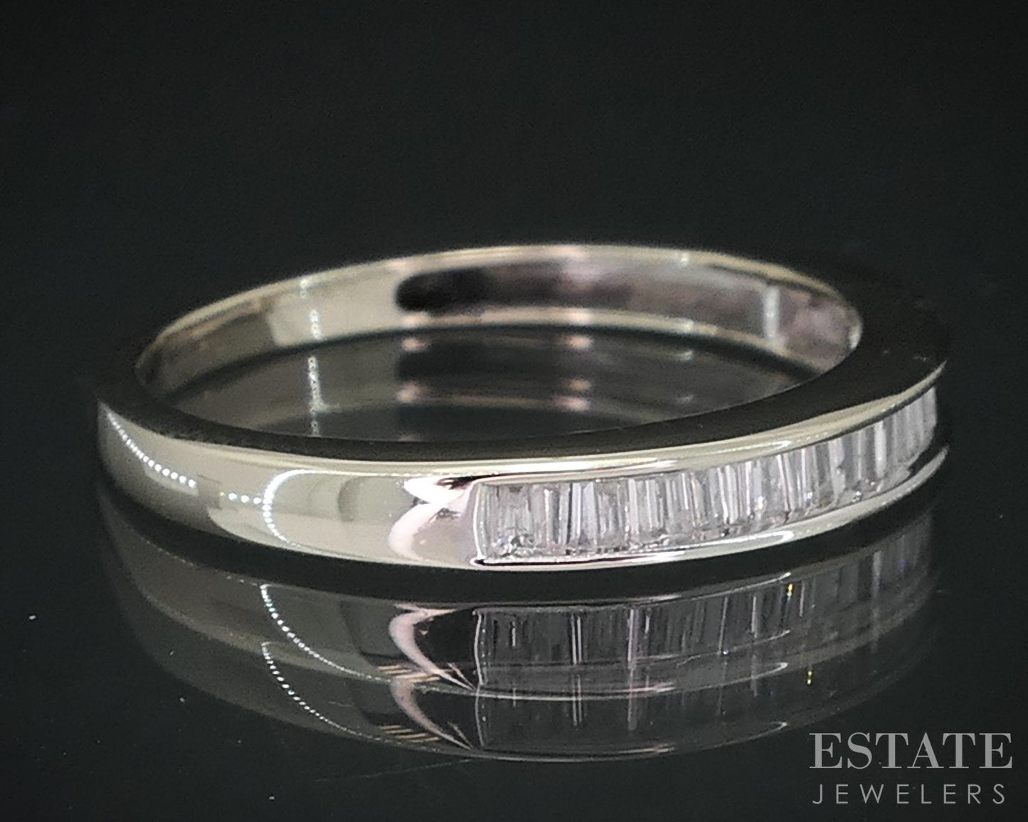 14k White Gold Natural .33ctw Diamond Ladies Wedding Band 1.7g i18593b