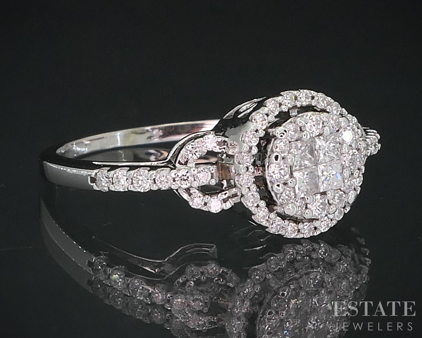 10k White Gold Natural .30ctw Diamond Cluster Halo Engagement Ring 3.1g i18589b
