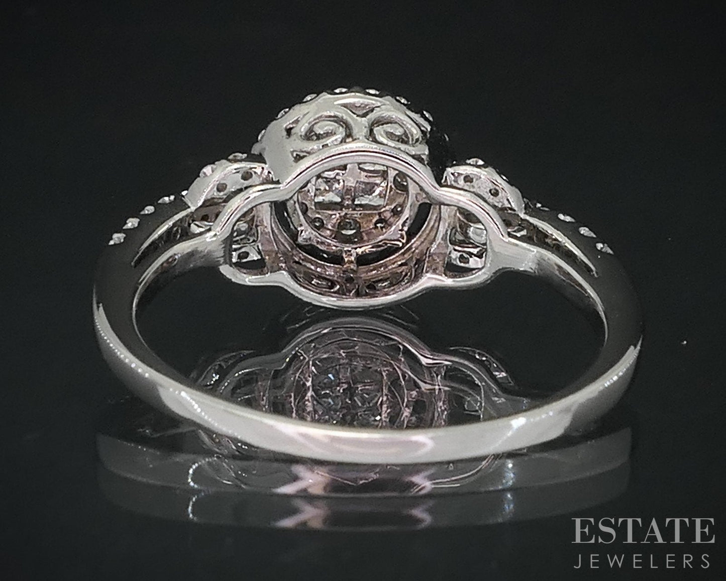 10k White Gold Natural .30ctw Diamond Cluster Halo Engagement Ring 3.1g i18589b