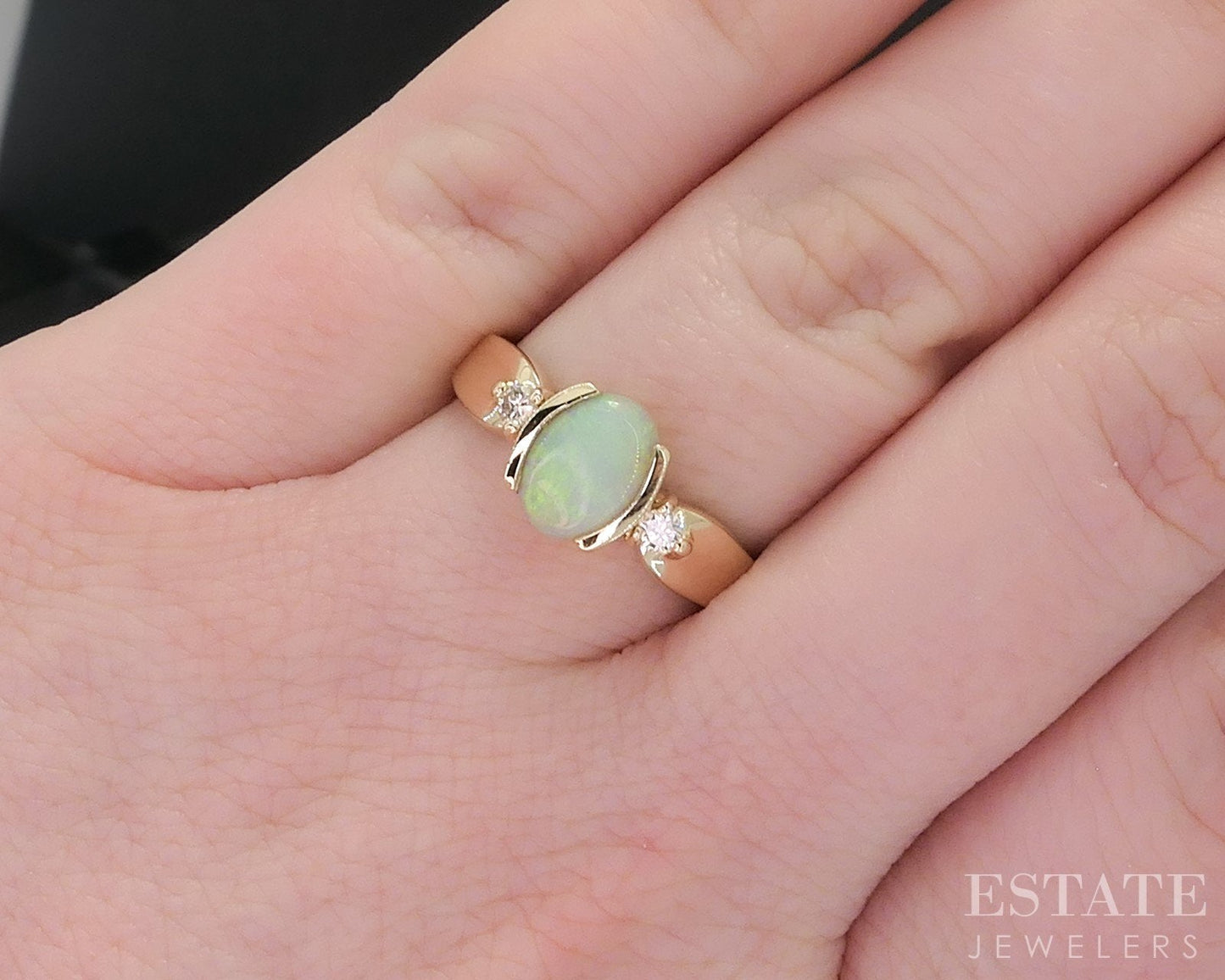 14k Yellow Gold Oval Natural Opal & Diamond Ladies Ring 3.2g i18632