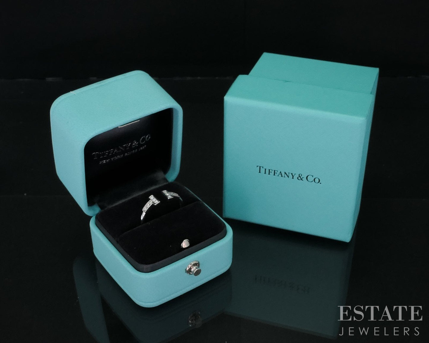 18k White Gold Tiffany & Co. Natural .13ctw Diamond T Wire Band Ring 2.8g i18825
