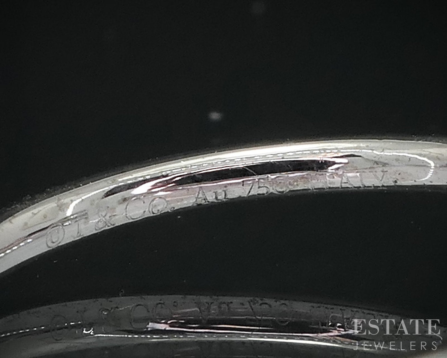 18k White Gold Tiffany & Co. Natural .13ctw Diamond T Wire Band Ring 2.8g i18825
