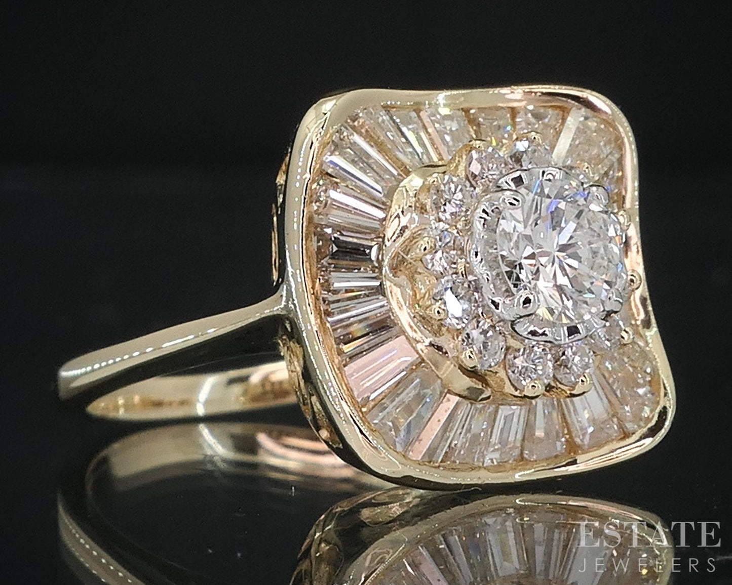 Vintage 18k Yellow Gold Natural 1.30ctw Diamond Cocktail Ring 4.9g i18847