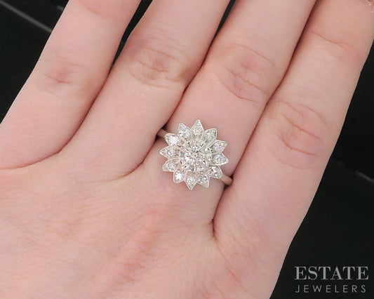 Vintage 14k White Gold Natural .57ctw Diamond Flower Cocktail Ring 3g i18862