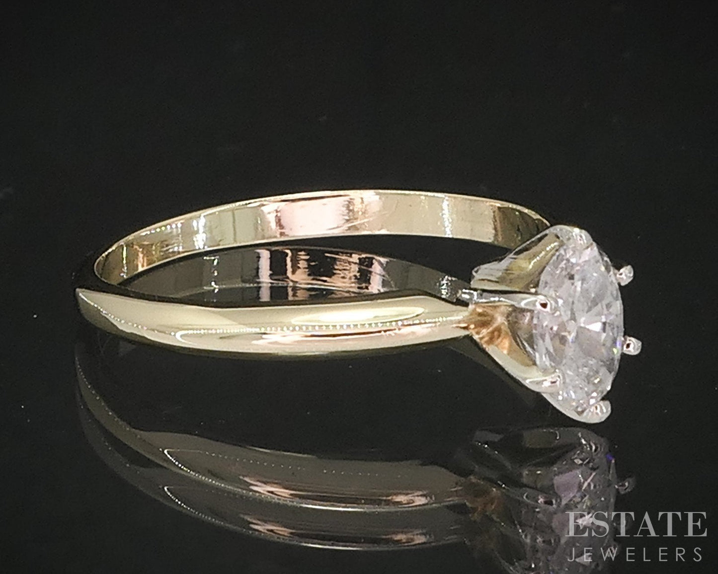 14k Yellow Gold Oval Natural .32ct Diamond Solitaire Engagement Ring 1.9g i18872