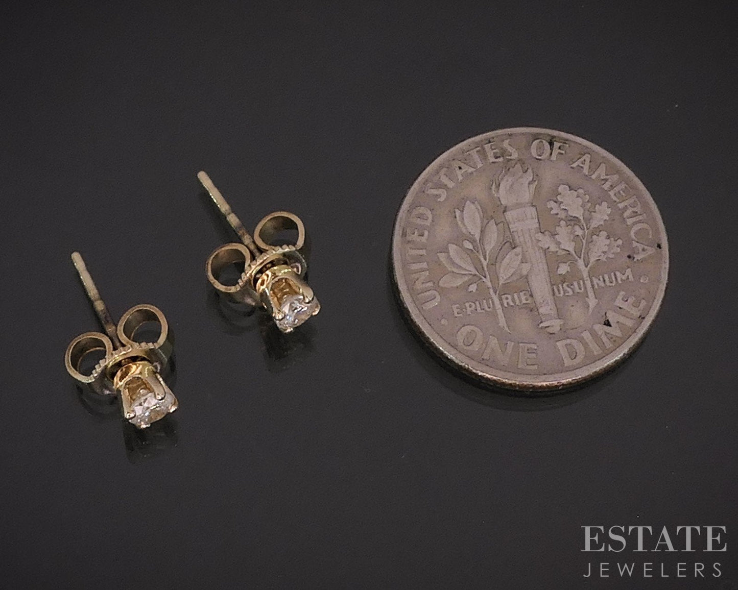 14k Yellow Gold Round Natural .16ctw Diamond Stud Earrings i18891