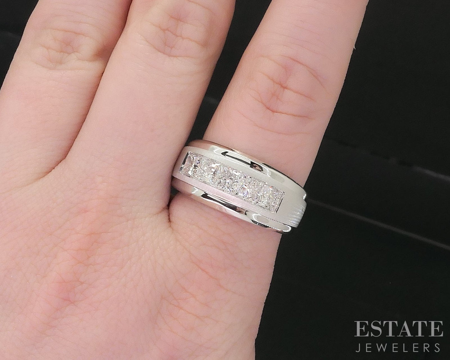 14k White Gold Princess Lab 1.50ctw Diamond Mens Wedding Band 7.7g i18930