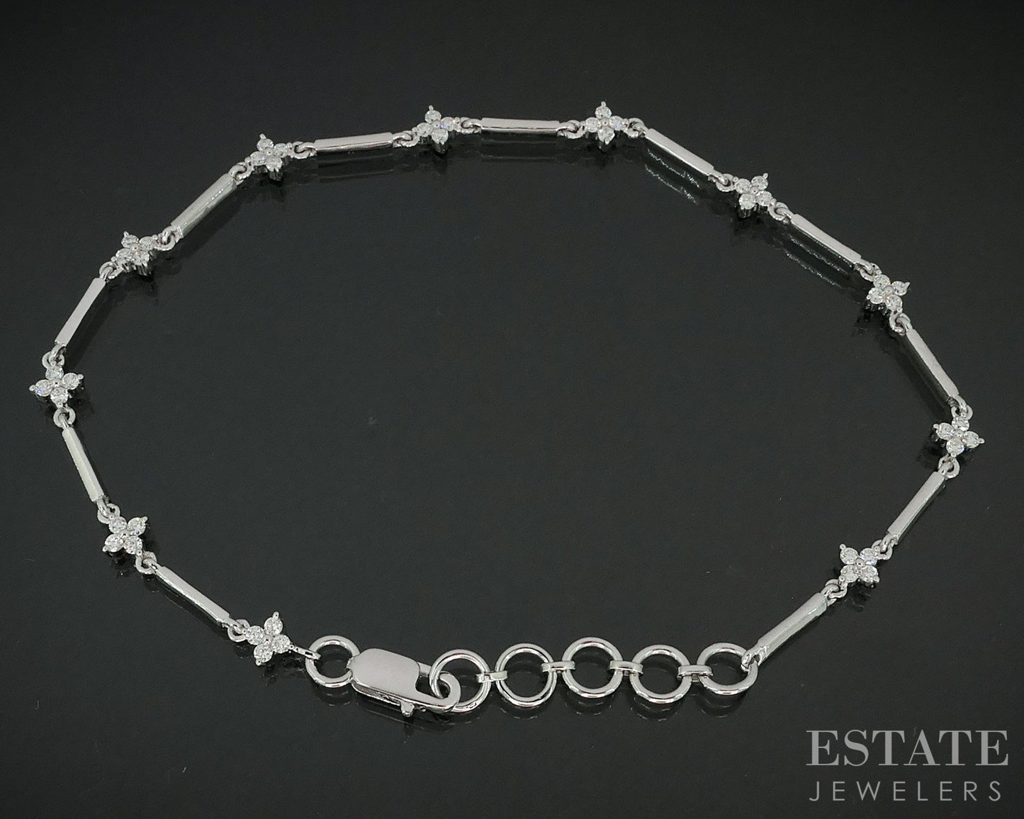 14k White Gold Lab Created .56ctw Diamond Flower Station Bracelet 4.7g i18903
