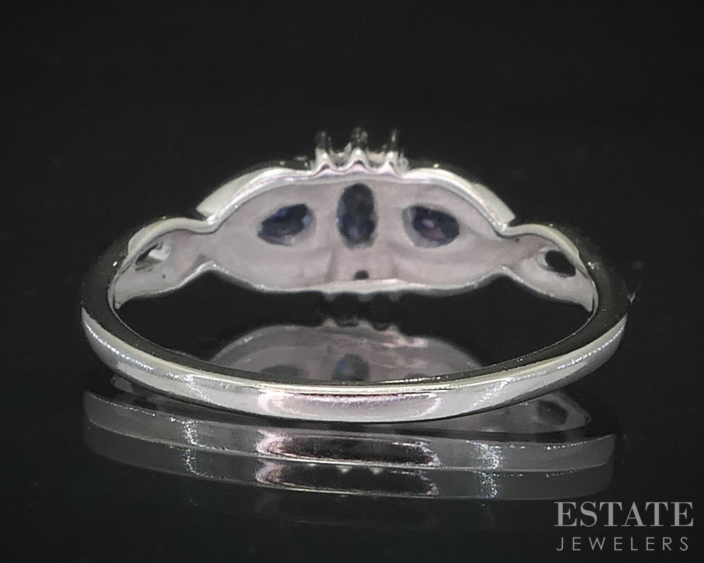 10k White Gold Natural Tanzanite & Diamond Ladies Band Ring 1.8g i19044b