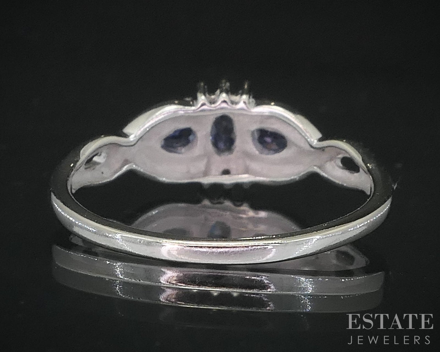 10k White Gold Natural Tanzanite & Diamond Ladies Band Ring 1.8g i19044b