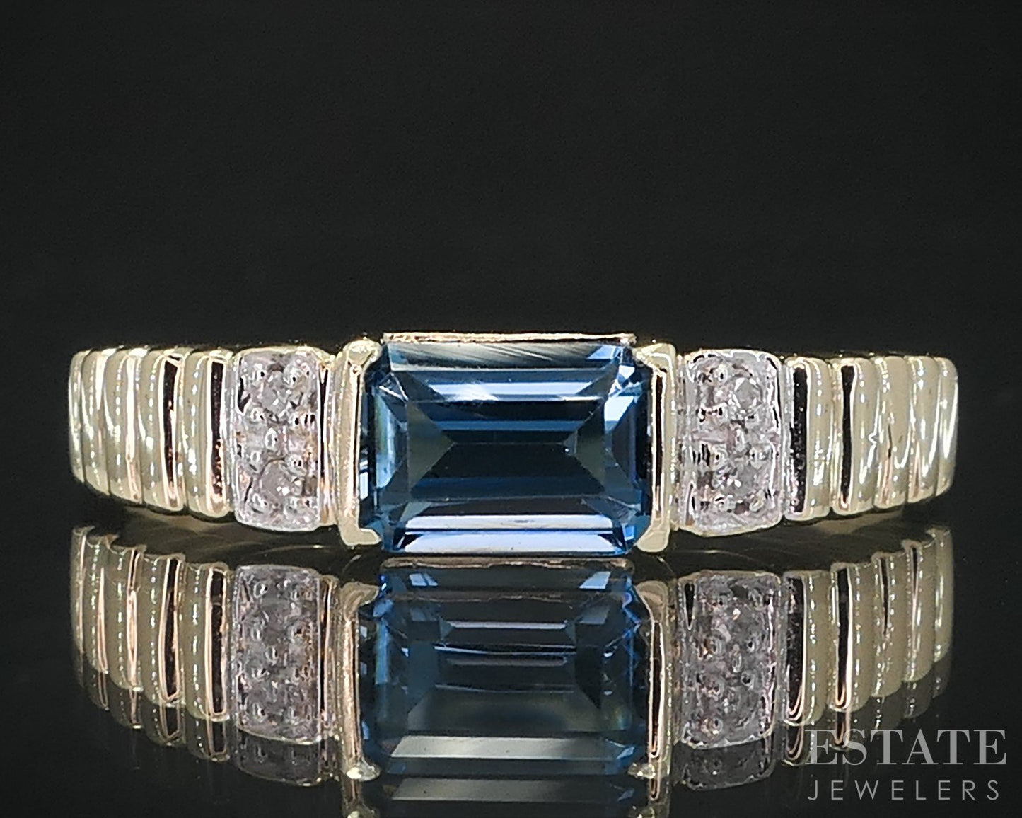 10k Yellow Gold Natural Blue Topaz & Diamond Ladies Band Ring 1.8g i19011b