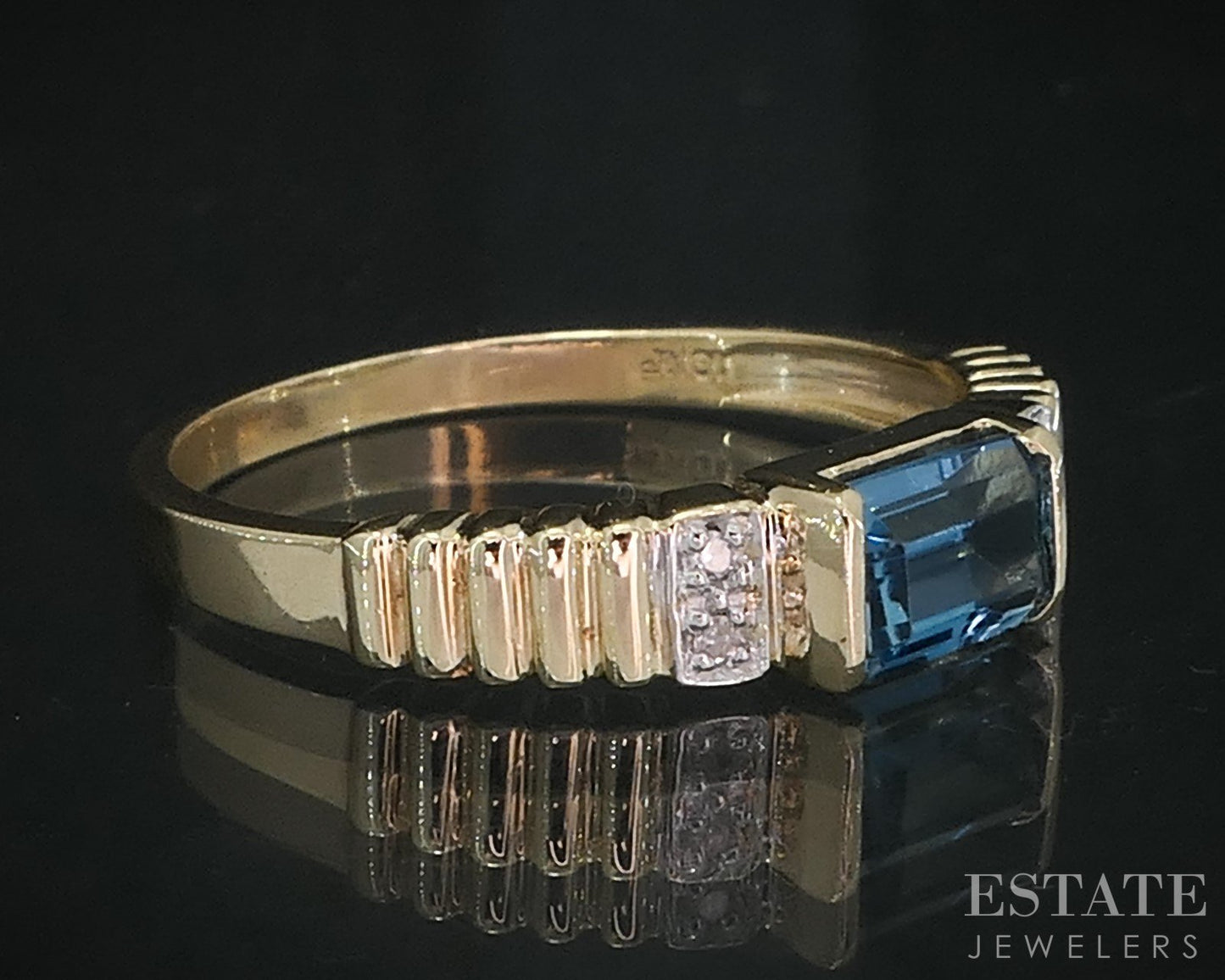 10k Yellow Gold Natural Blue Topaz & Diamond Ladies Band Ring 1.8g i19011b
