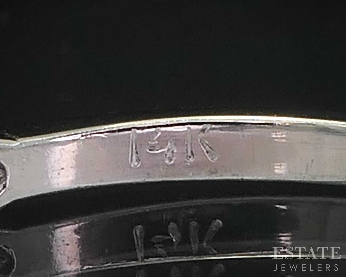 14k White Gold Natural .10ctw Diamond Ladies Wedding Band 2.2g i19030b